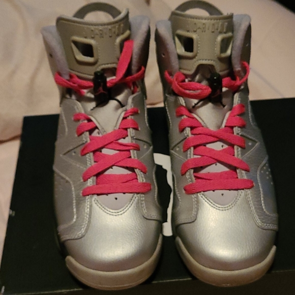 Jordan 6 retro GG valentine day - Picture 2 of 4
